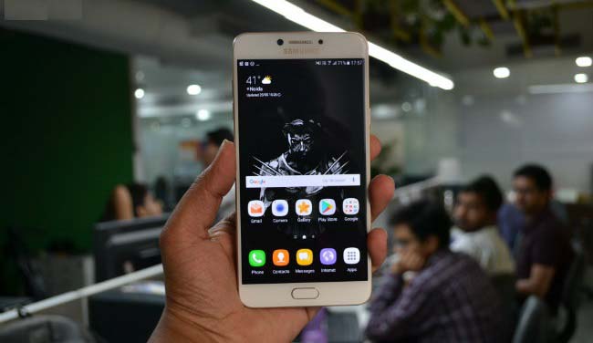 بررسی گلکسی C7 Pro بررسی گلکسی C7 Pro